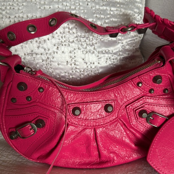 ❌SOLD❌Balenciaga Le Cagole XS Pink Crinkled Leather Two Way Bag - Picture 7 of 14
